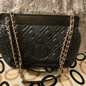 Tory Burch shoulder/ crossbody  with gold chain